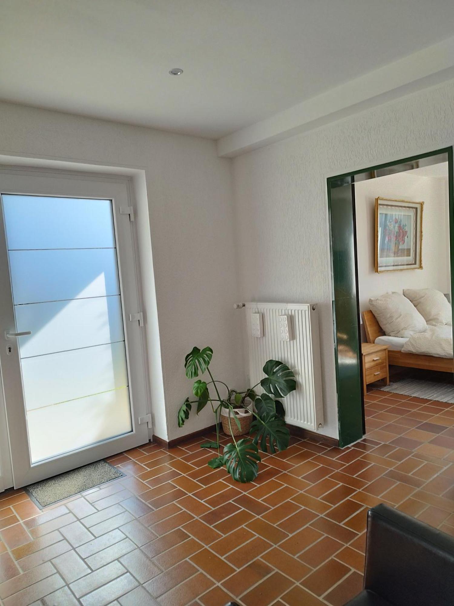 Moderne Ferienwohnung Mit Privatem Eingang - Rosa Kalletal ภายนอก รูปภาพ