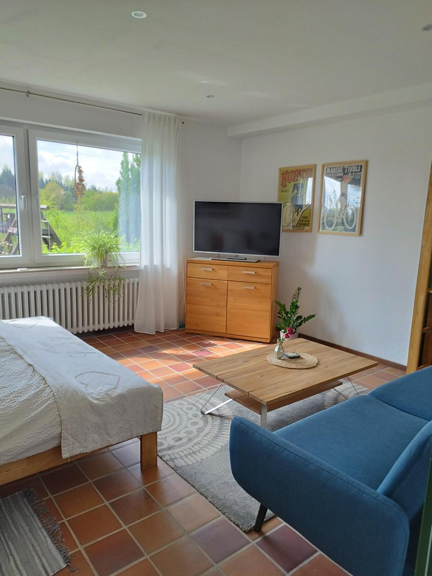 Moderne Ferienwohnung Mit Privatem Eingang - Rosa Kalletal ภายนอก รูปภาพ